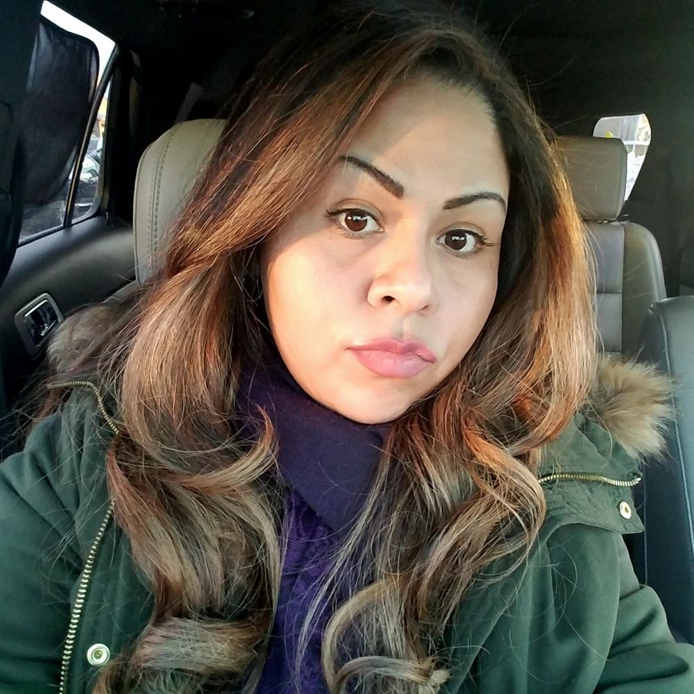 Meet your Posher, Carla